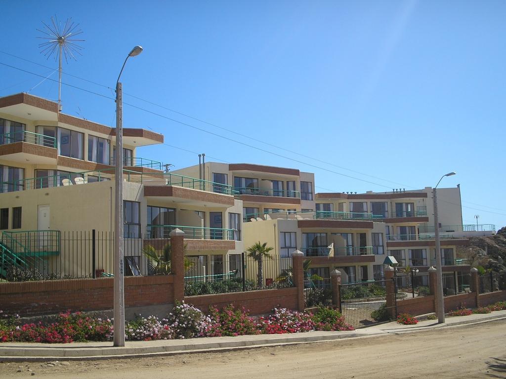 Resort Puertas Del Sol Ел Киско Екстериор снимка