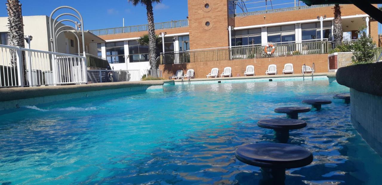 Resort Puertas Del Sol Ел Киско Екстериор снимка
